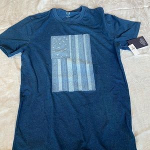 Gap Navy T-shirt